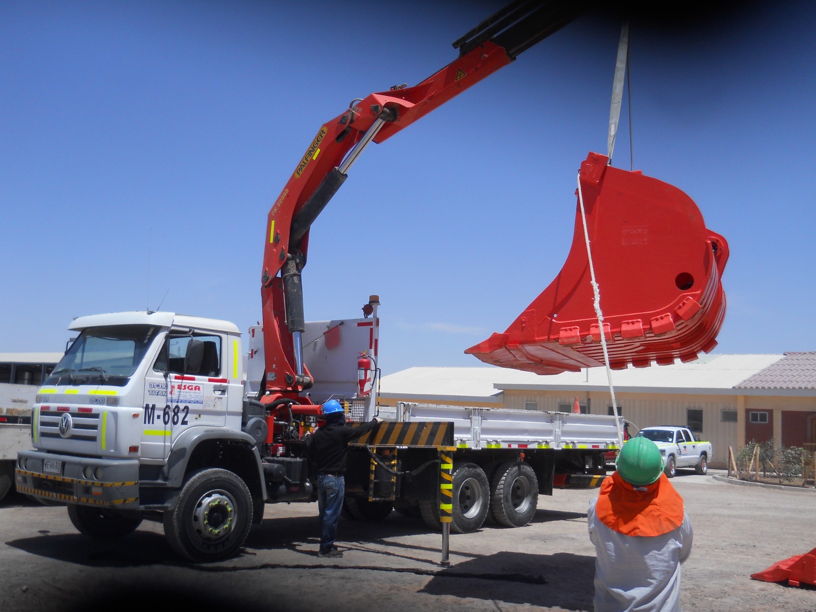 Camion pluma